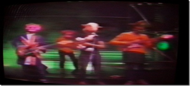 Sheep- Crystal Zoom (comp)